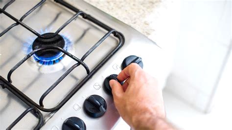 checking out a gas stove